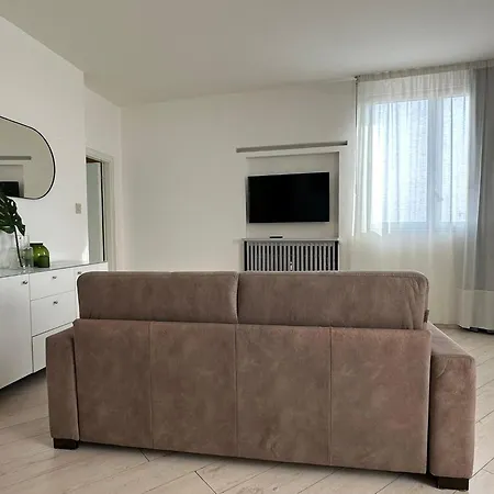 Appartamento Welc-om Largo Europa View *